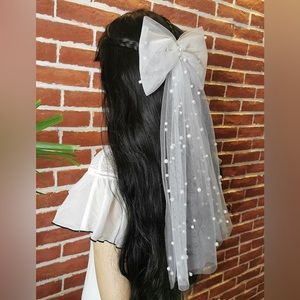 Pearl tulle hair bow (clip)
